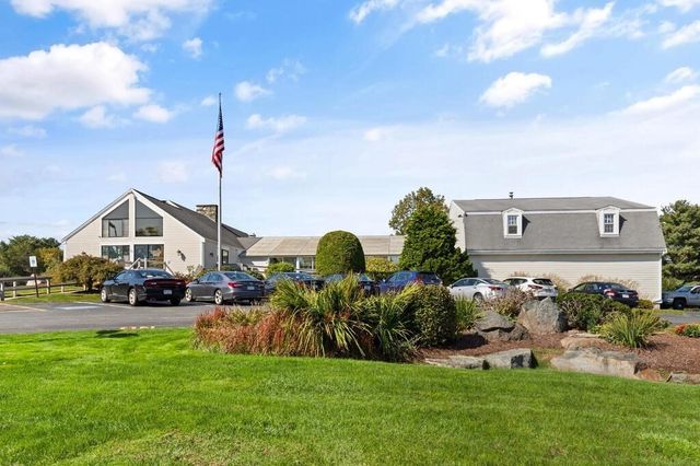 39 Christopher B, Stoughton, MA 02072