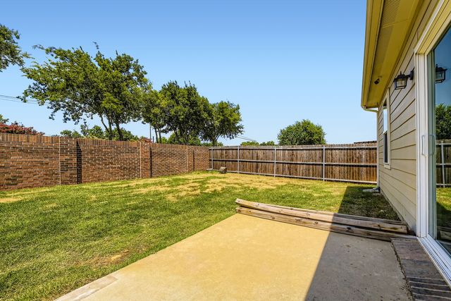421 Starboard Drive, Crowley, TX 76036