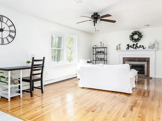 3 Scott Rd, Littleton, MA 01460