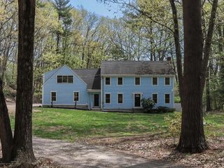 3 Scott Rd, Littleton, MA 01460
