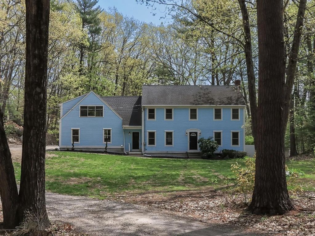 3 Scott Rd, Littleton, MA 01460
