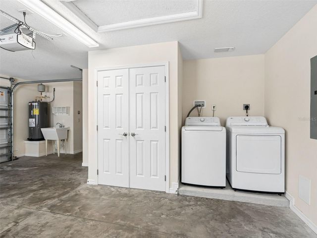 2877 FEUSTEL AVENUE, The Villages, FL 32163