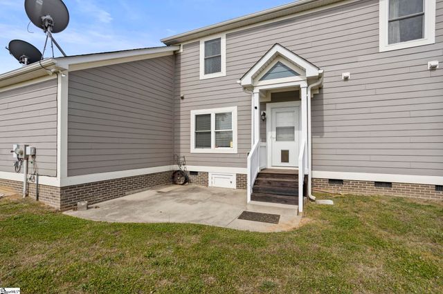 2045 Holly Springs Road, Inman, SC 29349