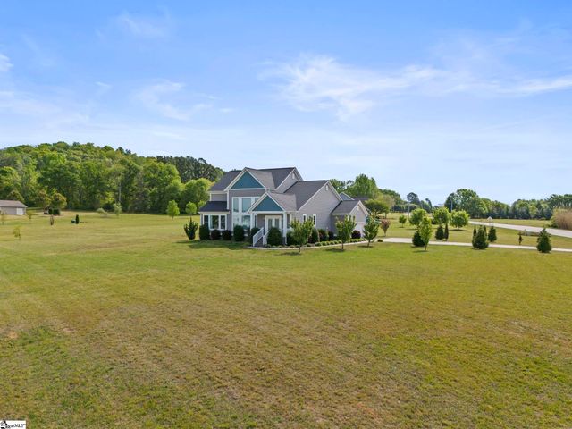 2045 Holly Springs Road, Inman, SC 29349