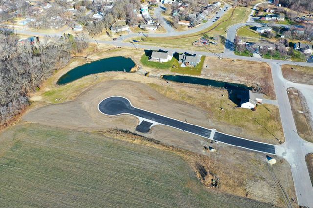 111 S Cottonwood Ct, Whitewater, KS 67154