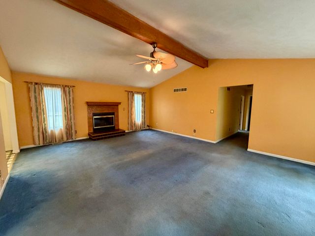 27420 Milton Avenue, Warren, MI 48092