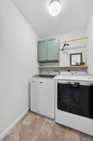 13 Aubrey Place, St Charles, MO 63303