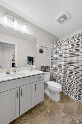13 Aubrey Place, St Charles, MO 63303