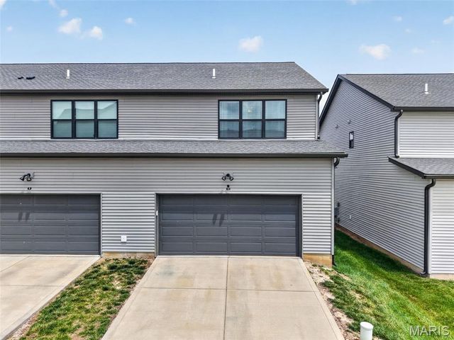 13 Aubrey Place, St Charles, MO 63303