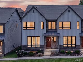 13 Aubrey Place, St Charles, MO 63303