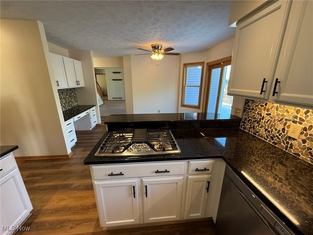 1223 Bimeler Street NE, Bolivar, OH 44612