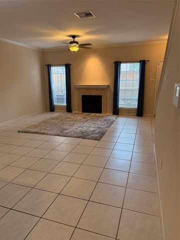 4001 Tanglewilde Street 811, Houston, TX 77063