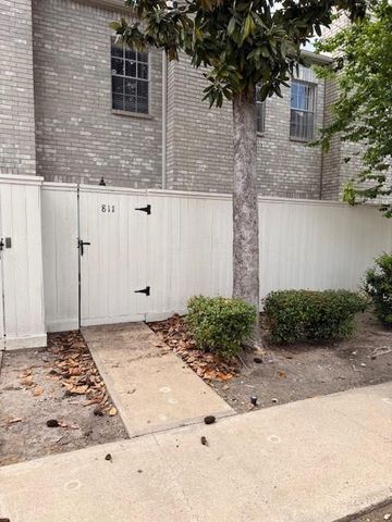 4001 Tanglewilde Street 811, Houston, TX 77063