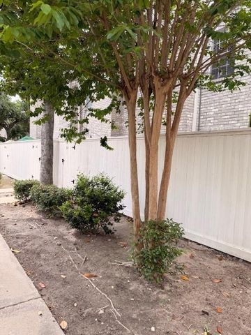 4001 Tanglewilde Street 811, Houston, TX 77063