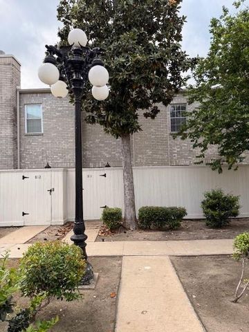 4001 Tanglewilde Street 811, Houston, TX 77063