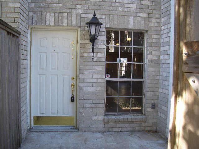 4001 Tanglewilde Street 811, Houston, TX 77063