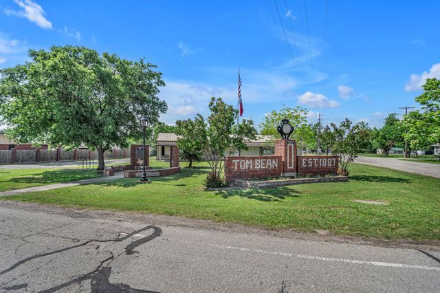209 S Britton Street, Tom Bean, TX 75489