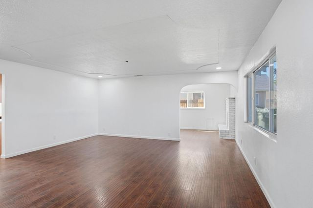 3010 Lester Rd, Denair, CA 95316