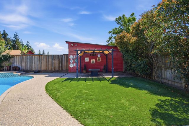 3010 Lester Rd, Denair, CA 95316
