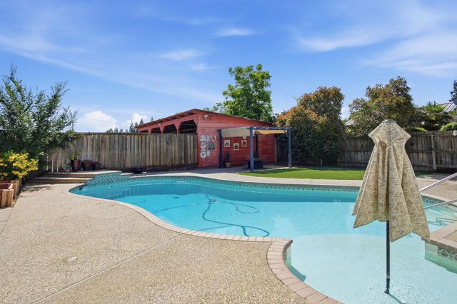 3010 Lester Rd, Denair, CA 95316