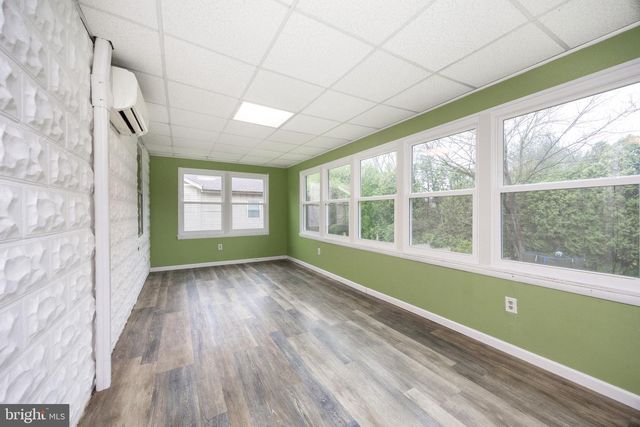 2063 VALLEY RD, Parkesburg, PA 19365