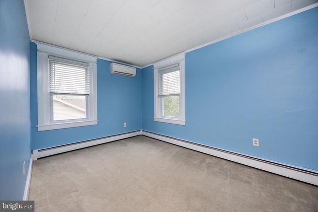 2063 VALLEY RD, Parkesburg, PA 19365