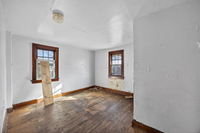 696 Northview Avenue, Columbus, OH 43219