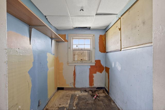 696 Northview Avenue, Columbus, OH 43219