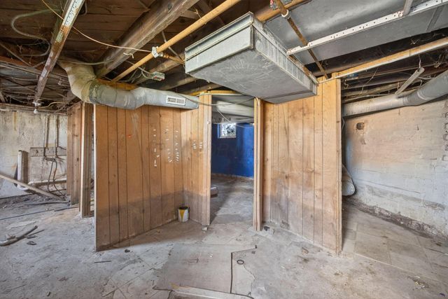 696 Northview Avenue, Columbus, OH 43219