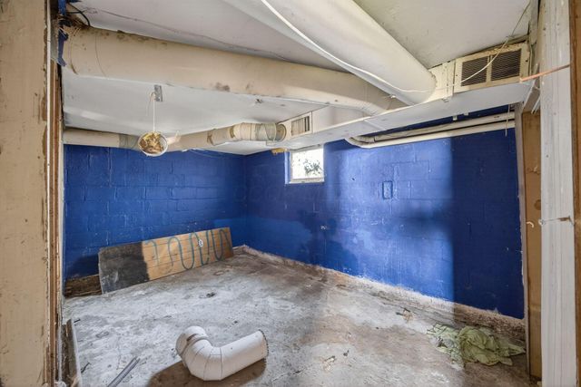 696 Northview Avenue, Columbus, OH 43219