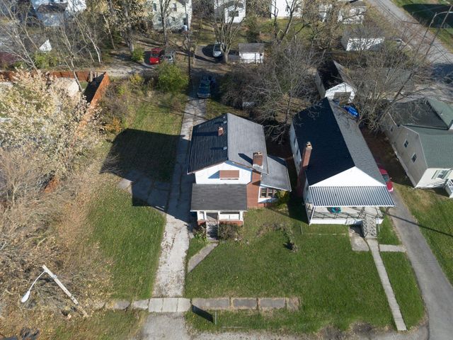 696 Northview Avenue, Columbus, OH 43219