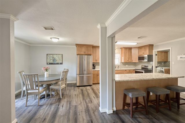 635 Mosswood Drive, Conroe, TX 77302