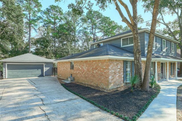 635 Mosswood Drive, Conroe, TX 77302