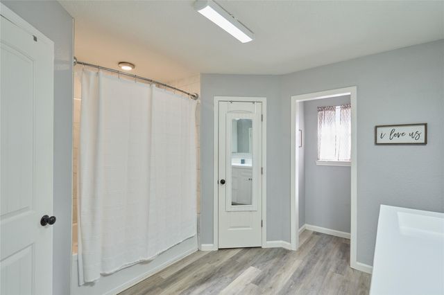 635 Mosswood Drive, Conroe, TX 77302