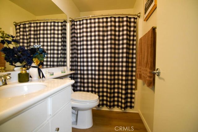 26504 Rock Creek, Valencia, CA 91354