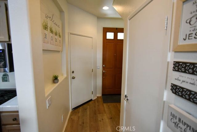 26504 Rock Creek, Valencia, CA 91354