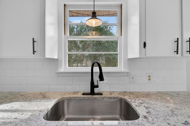 1748 Timark Drive, Macon, IA 31206