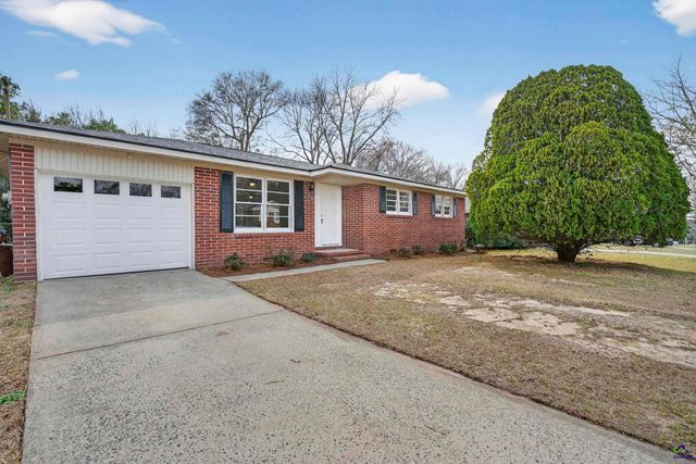 1748 Timark Drive, Macon, IA 31206