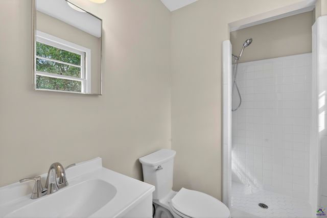 1748 Timark Drive, Macon, IA 31206