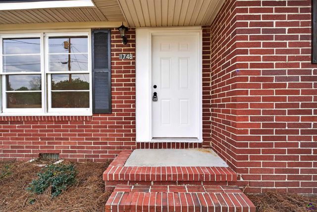 1748 Timark Drive, Macon, IA 31206