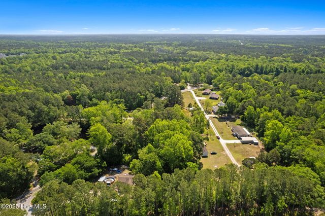 2740 Redgray Way SW, Shallotte, NC 28470