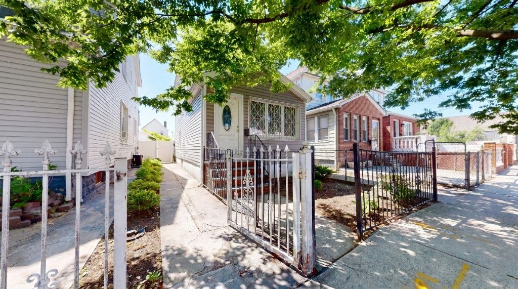150-18 115th Drive, New York City, NY 11434