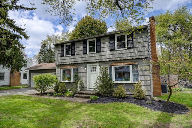 38 Plaza Dr, Irondequoit, NY 14617