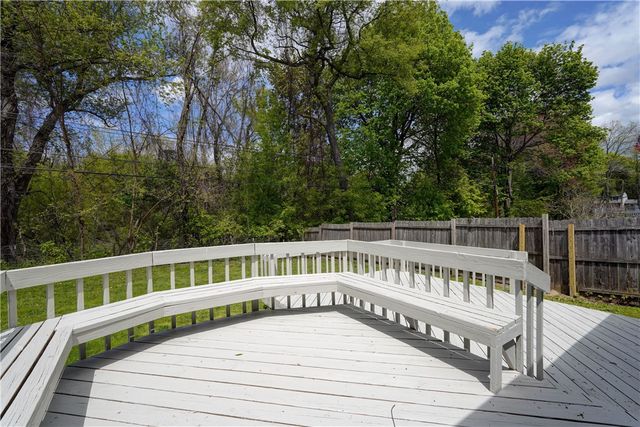 38 Plaza Dr, Irondequoit, NY 14617