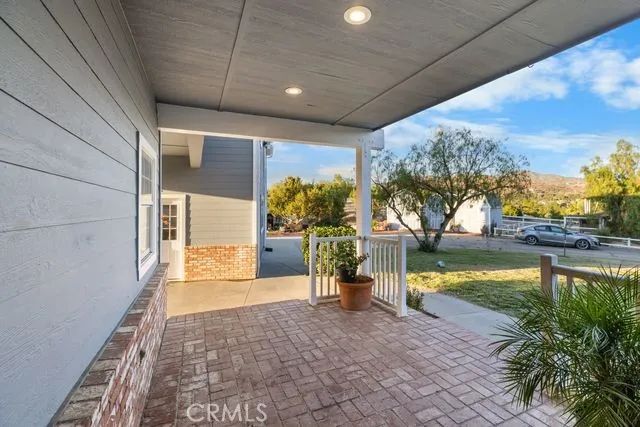 33247 Escondido, Agua Dulce, CA 91390