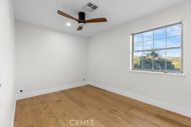 33247 Escondido, Agua Dulce, CA 91390