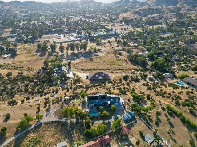 33247 Escondido, Agua Dulce, CA 91390