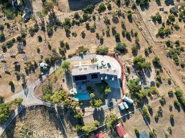 33247 Escondido, Agua Dulce, CA 91390