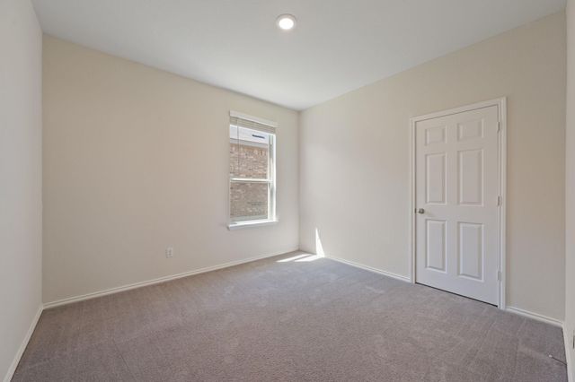 184 Gunther WAY, Taylor, TX 76574