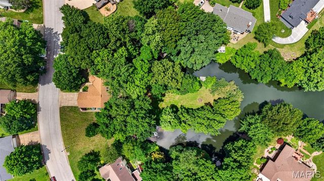 5 Lexington Lane, Washington, MO 63090